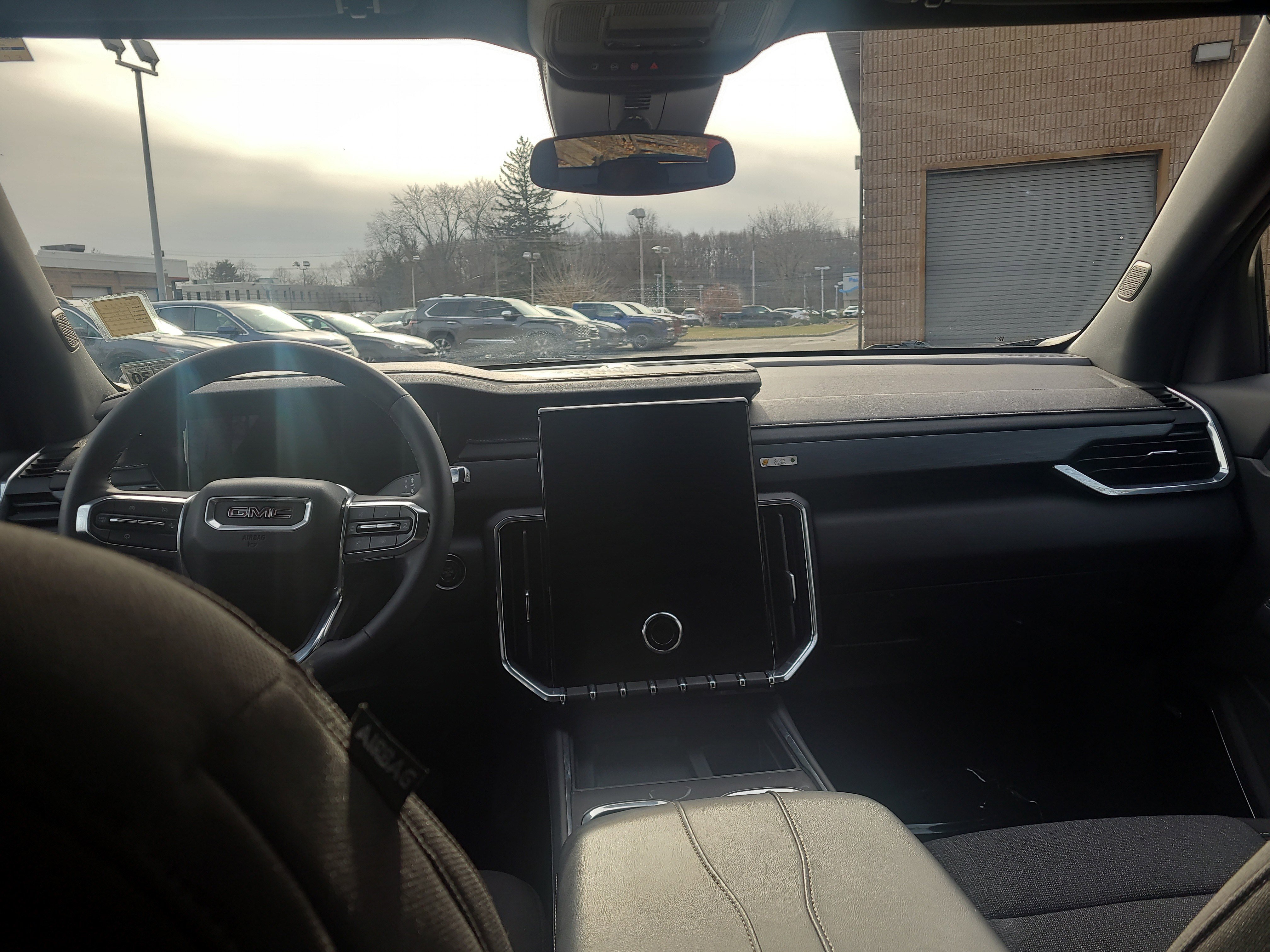 Used 2025 GMC Acadia Elevation w/ LPO, All-Weather Package image 19