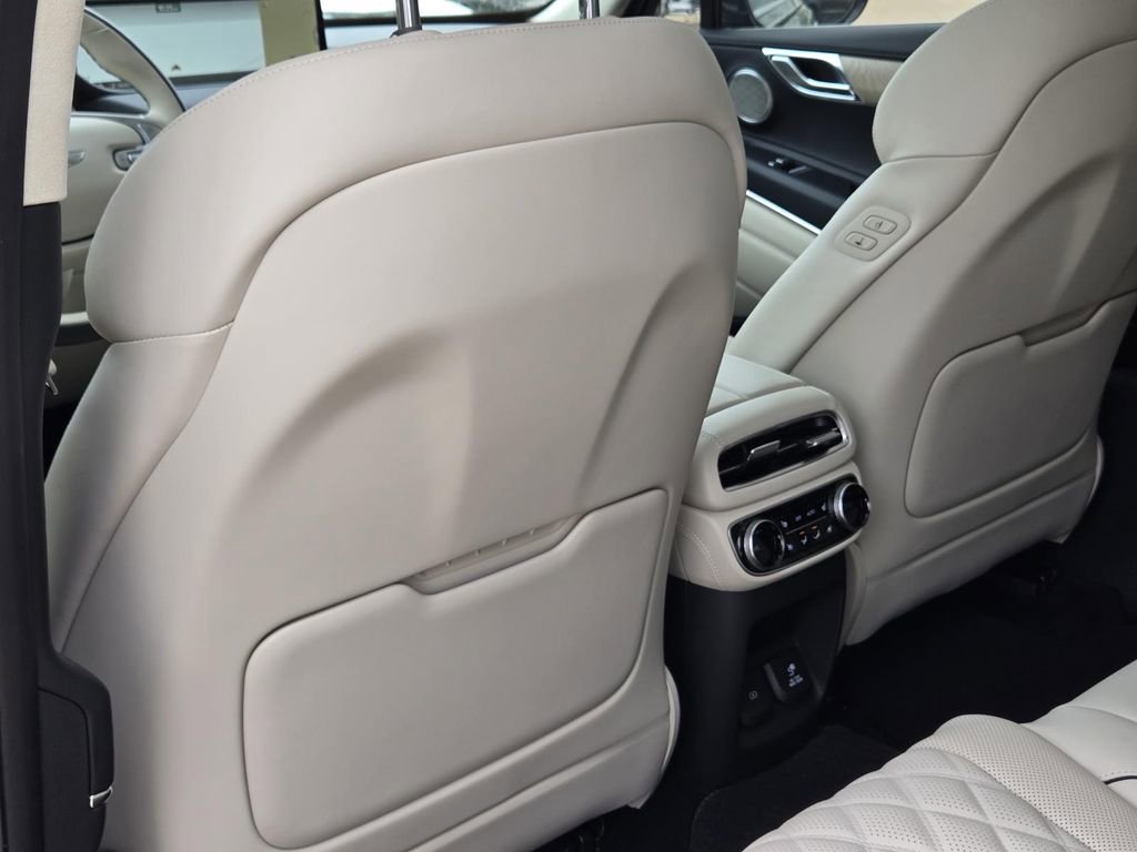 Used 2024 Genesis GV80 3.5T w/ Prestige Package image 22