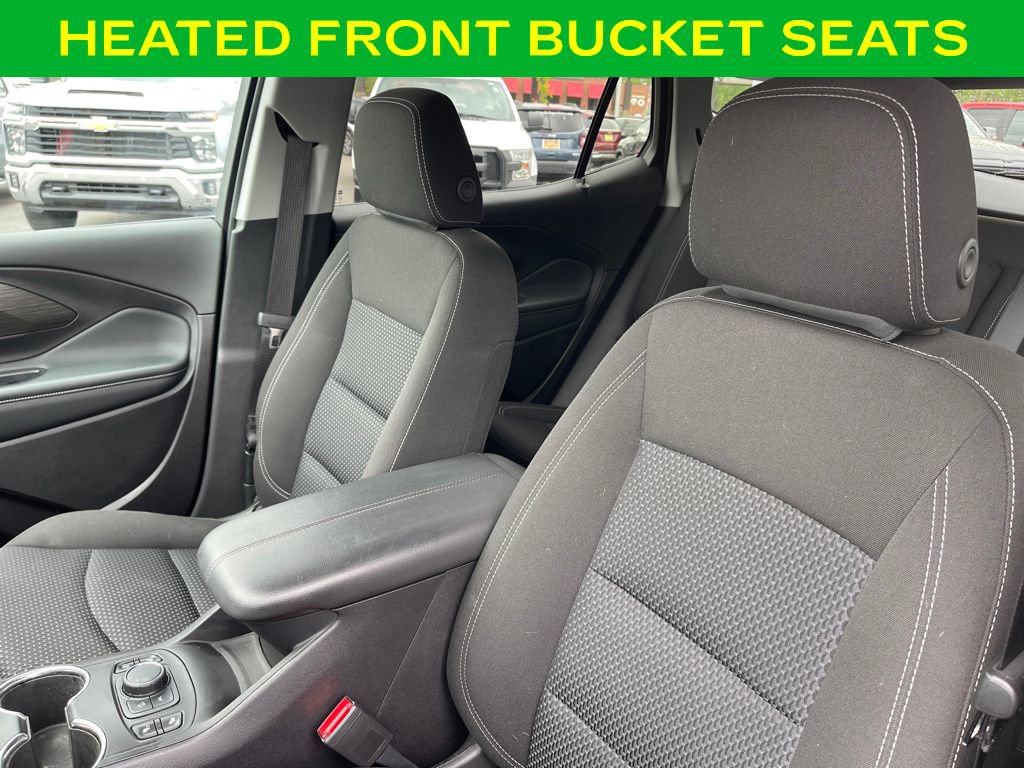 Used 2024 GMC Terrain SLE w/ Driver Convenience Package FWD image 17