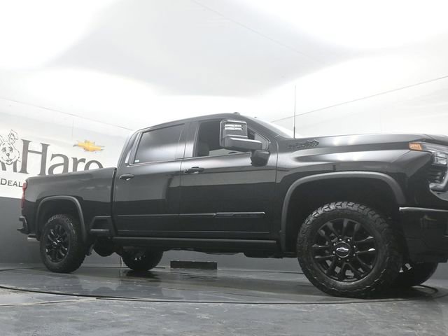 New 2026 Chevrolet Silverado 2500 High Country w/ High Country Premium Package AWD/4WD image 2