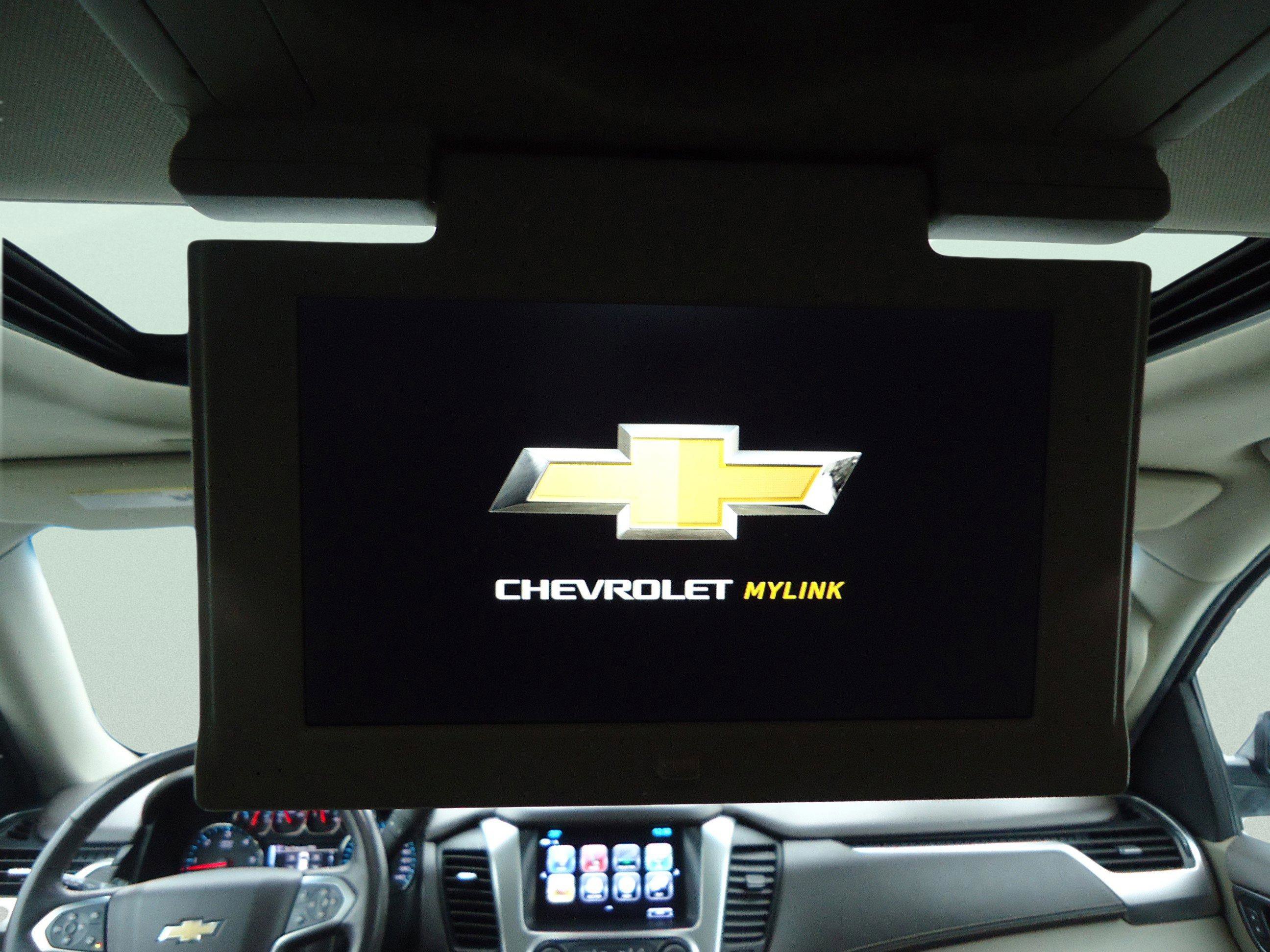 Used 2017 Chevrolet Suburban Premier image 33
