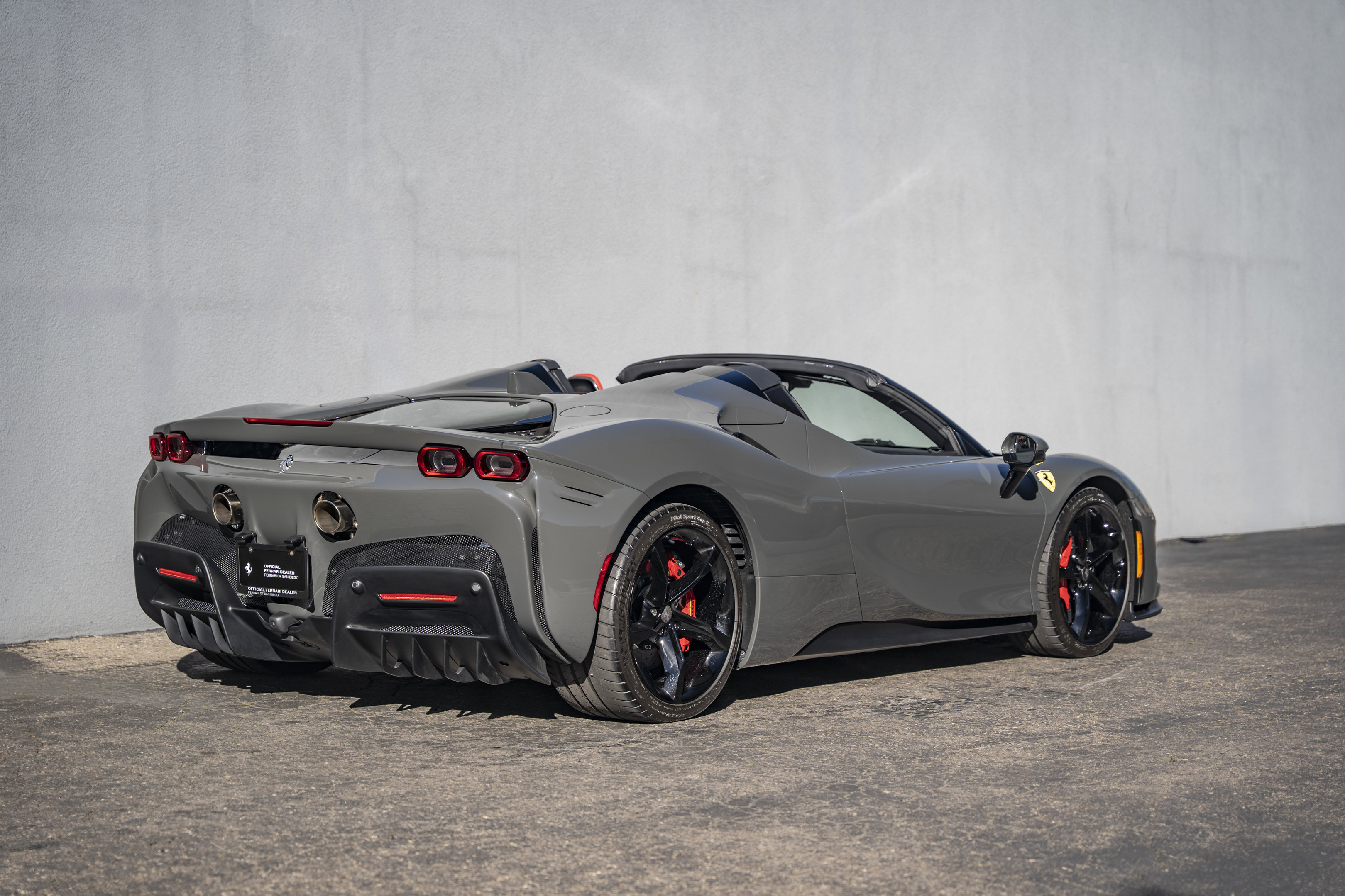 Certified 2025 Ferrari SF90 Spider AWD/4WD image 6