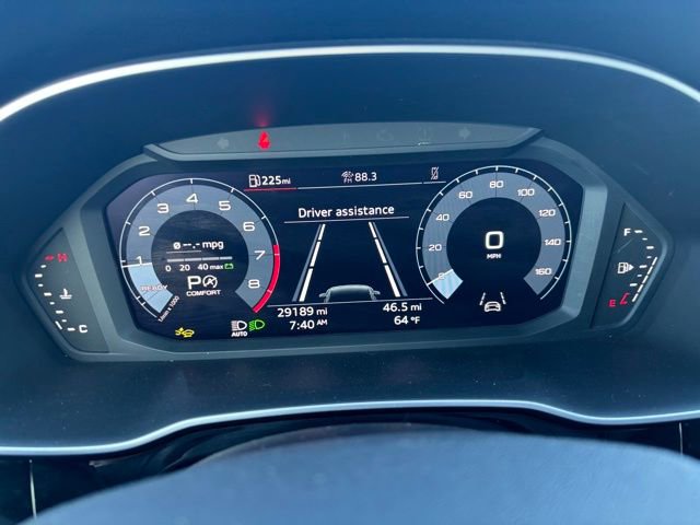 Used 2025 Audi Q3 2.0T Premium image 10