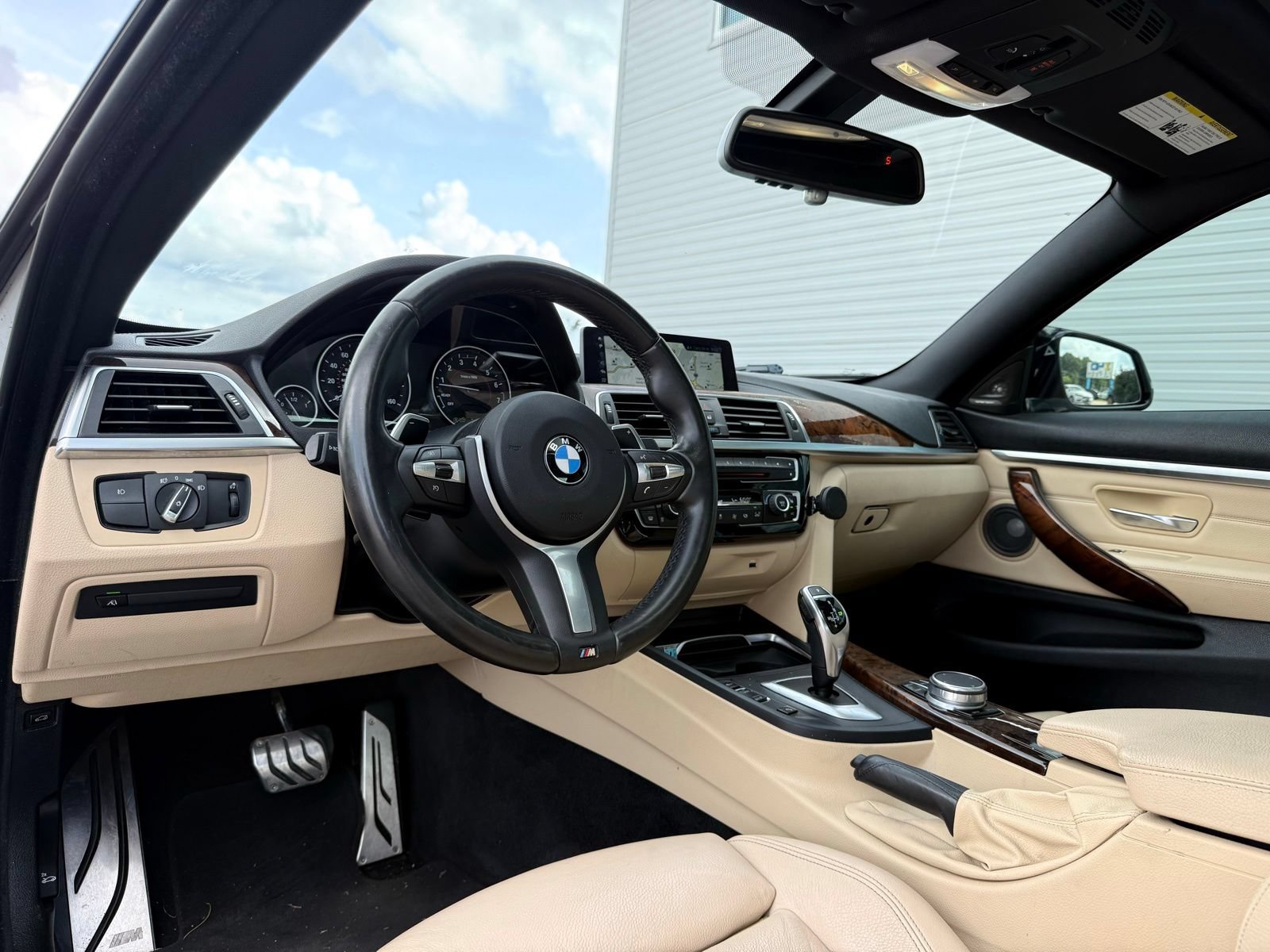 Used 2019 BMW 440i Coupe w/ M Sport Package RWD image 22