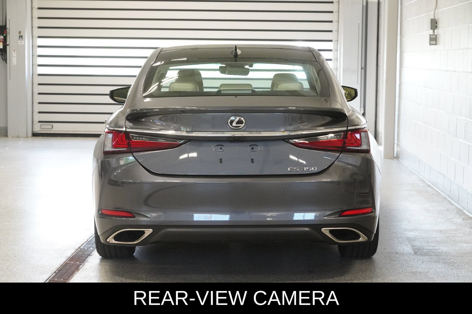 Used 2023 Lexus ES 350 Ultra Luxury w/ Accessory Package (Z2) FWD image 5