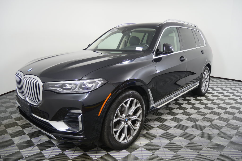 Used 2022 BMW X7 xDrive40i w/ Premium Package AWD/4WD image 8