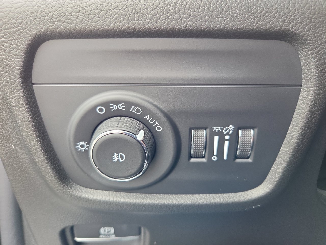 New 2026 Jeep Grand Cherokee Limited AWD/4WD image 35