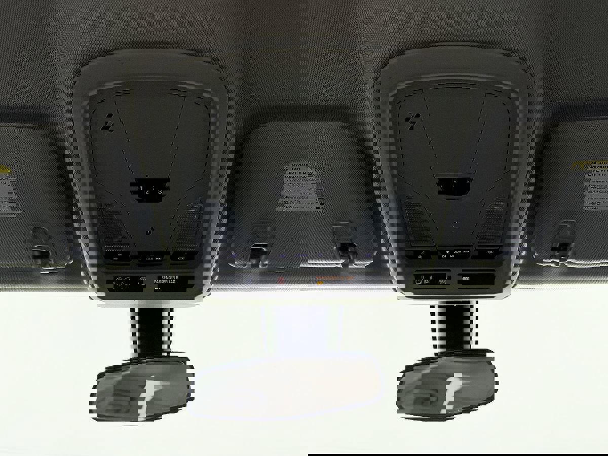 Used 2018 Chevrolet Impala Premier FWD image 51