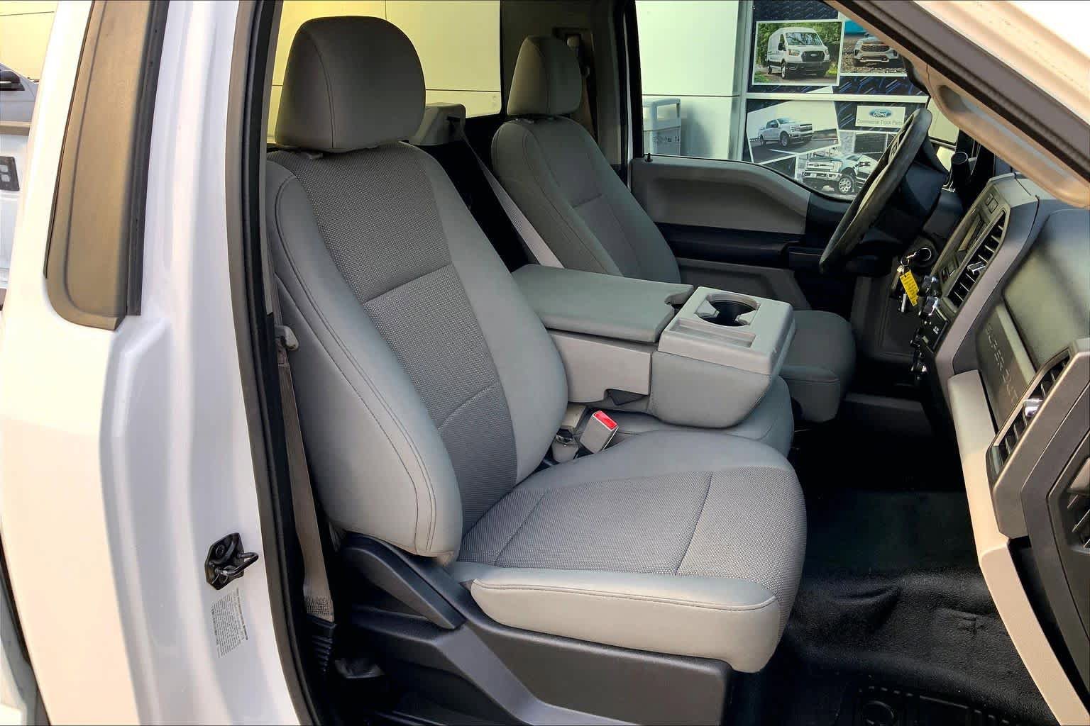 Used 2018 Ford F350 XL w/ Power Equipment Group RWD image 8