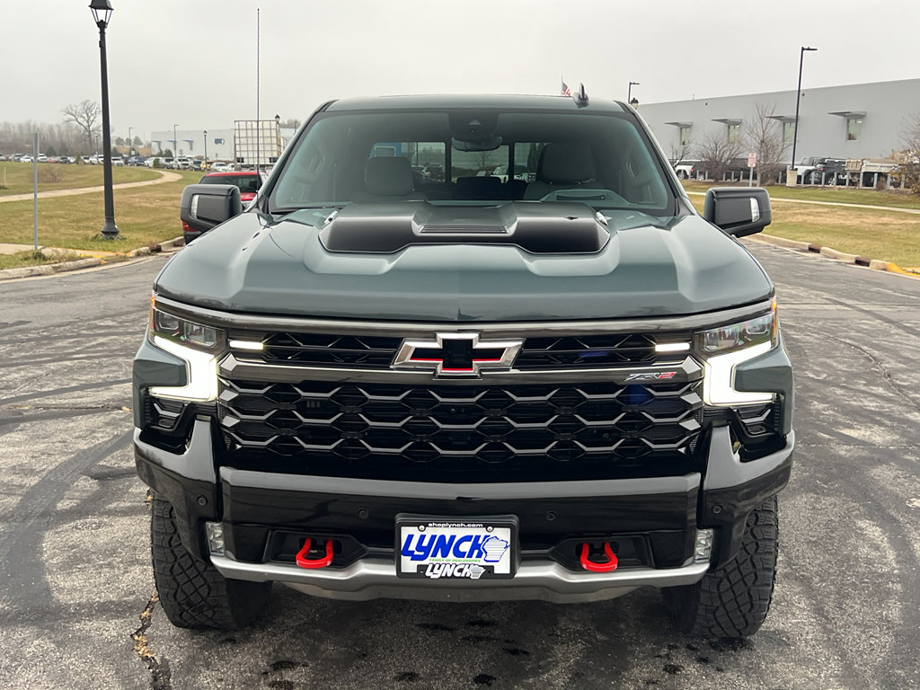 Used 2025 Chevrolet Silverado 1500 ZR2 w/ Technology Package image 7