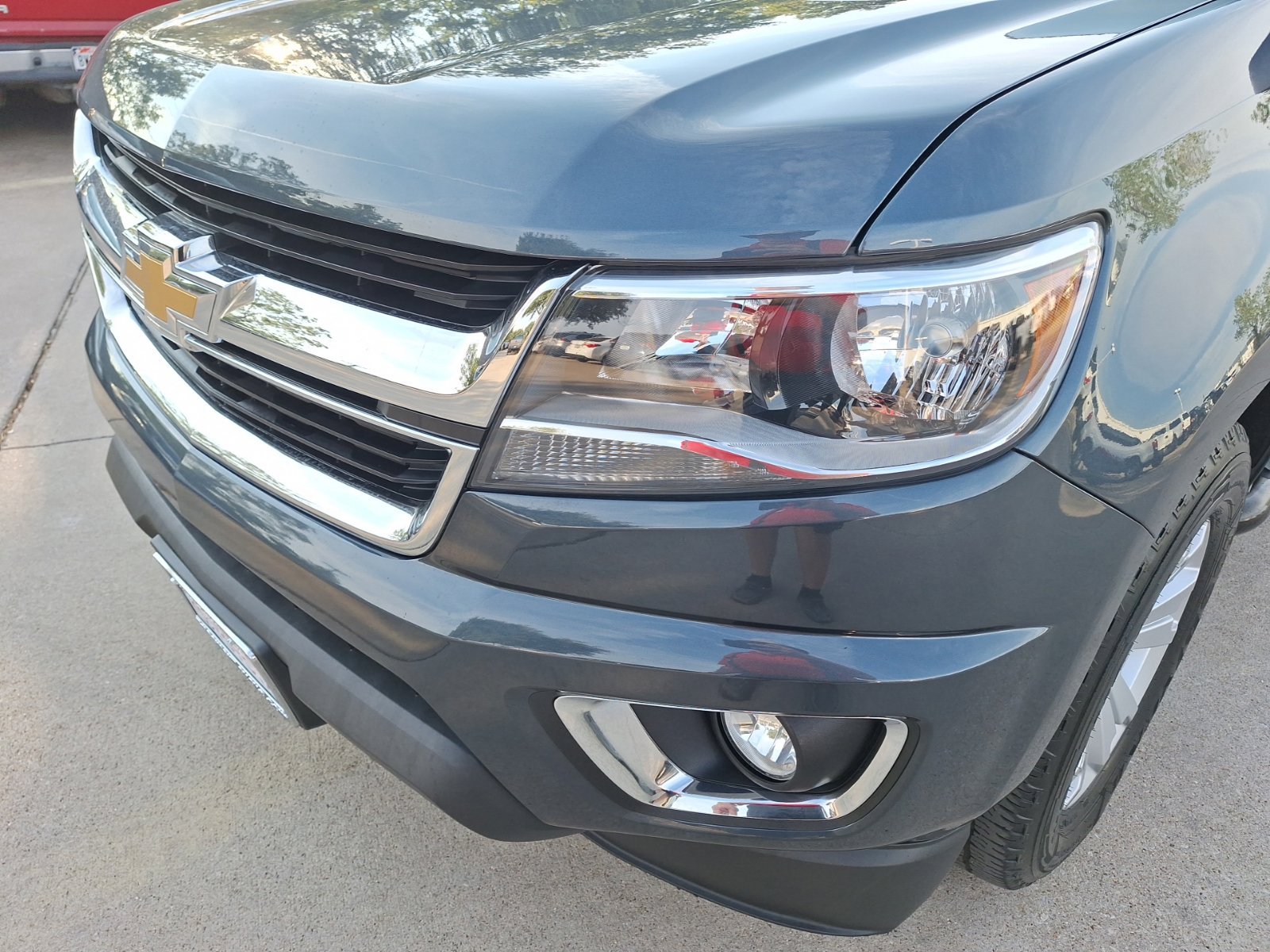 Used 2020 Chevrolet Colorado LT w/ Safety Package RWD image 10