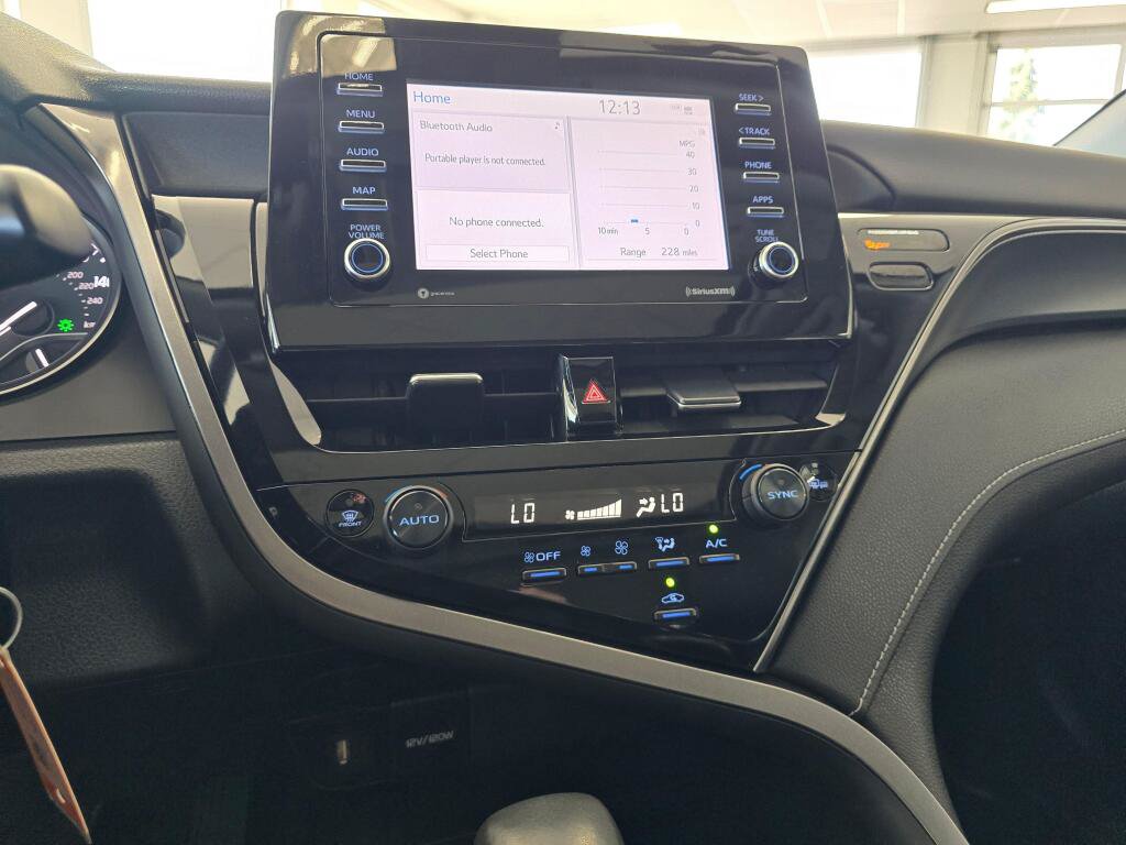 Used 2023 Toyota Camry SE AWD/4WD image 26