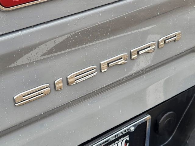 Used 2024 GMC Sierra 2500 AT4 w/ AT4 Premium Plus Package image 9