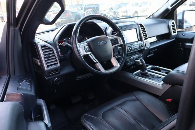 Used 2017 Ford F150 Platinum w/ Equipment Group 701A Luxury image 14