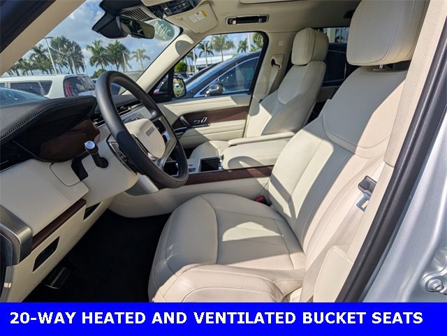 Used 2024 Land Rover Range Rover SE image 5