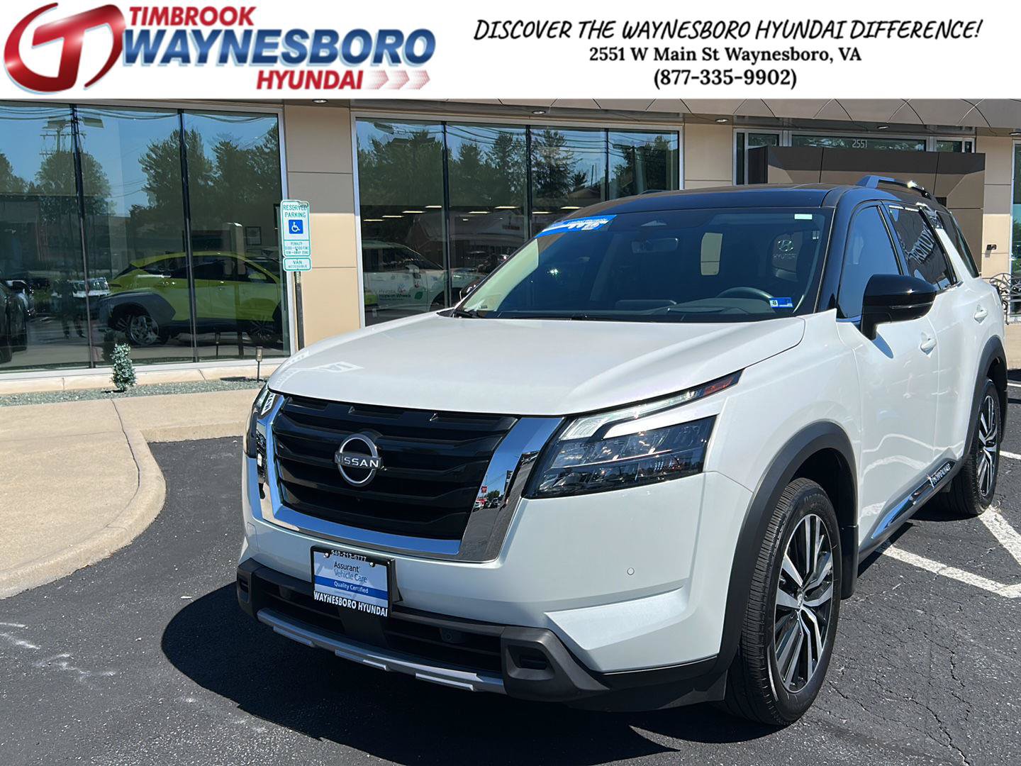 Used 2025 Nissan Pathfinder Platinum