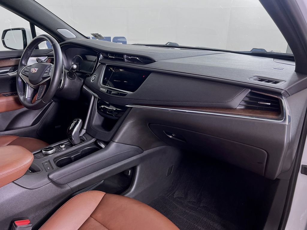 Used 2021 Cadillac XT5 Sportv w/ LPO, Floor Liner Package image 35