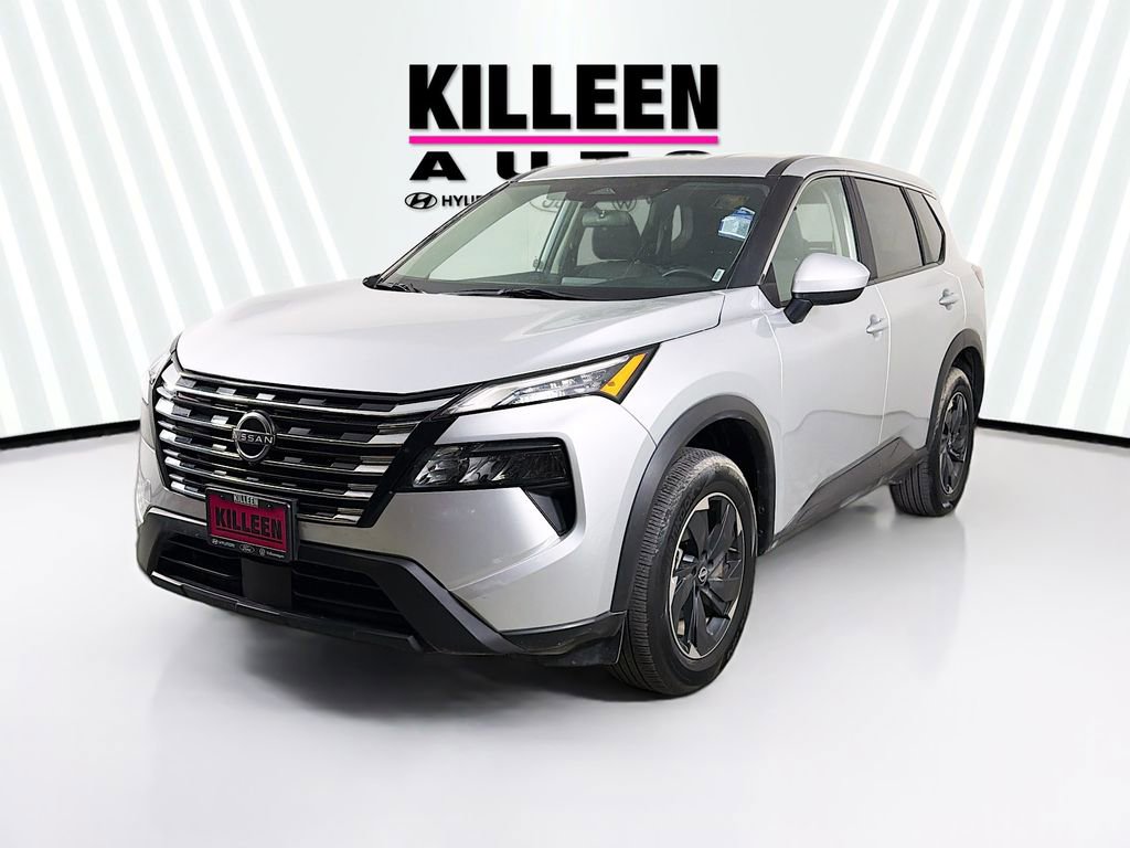 Used 2024 Nissan Rogue SV AWD/4WD image 3