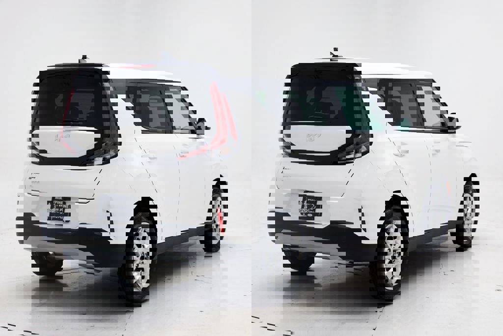 Used 2023 Kia Soul LX w/ Option Group 015 image 8