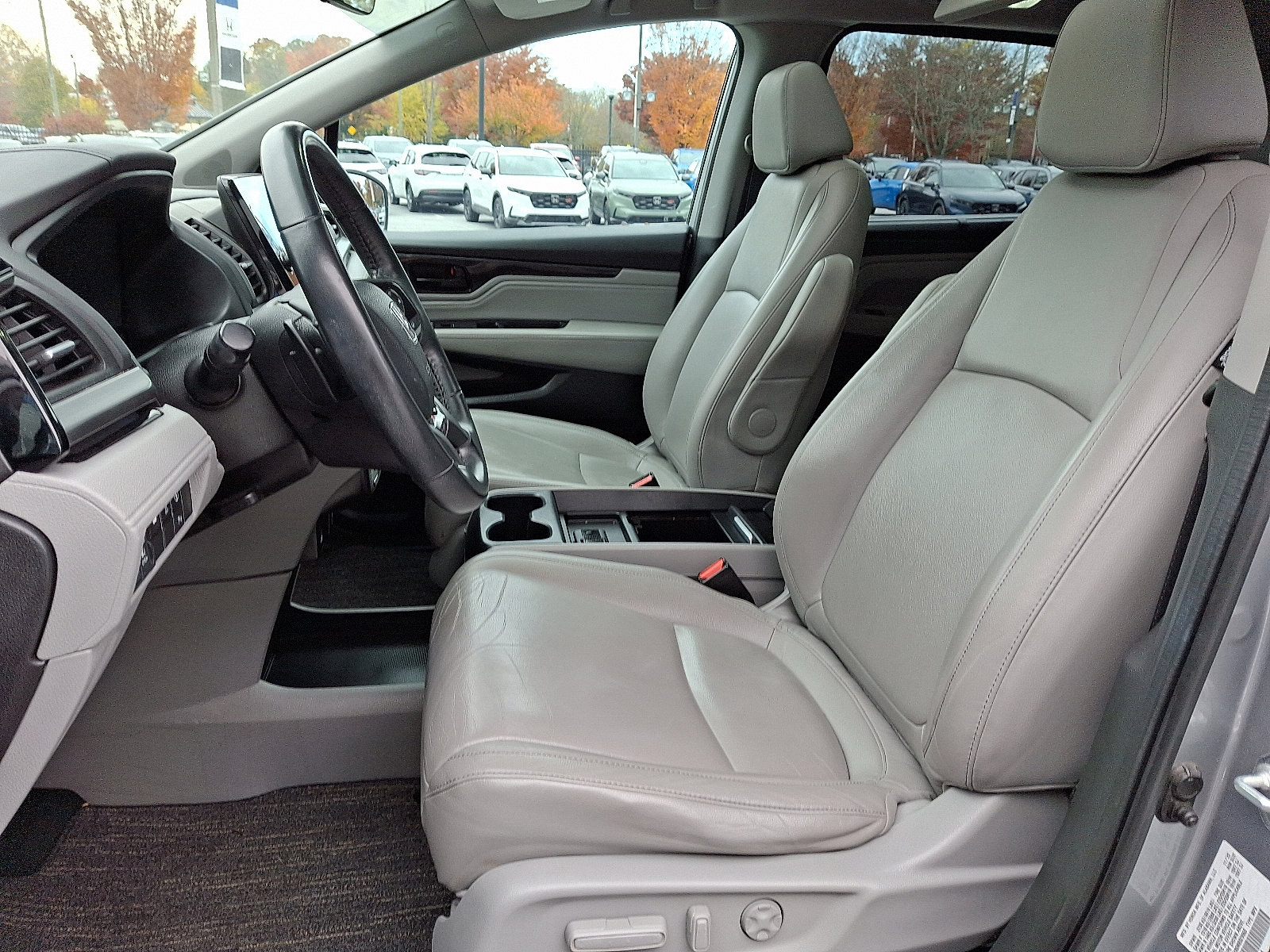 Used 2021 Honda Odyssey Touring image 14