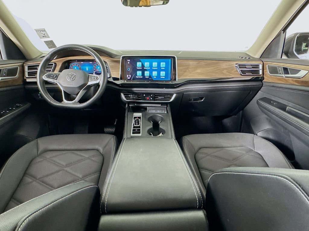 Used 2024 Volkswagen Atlas SE FWD image 26