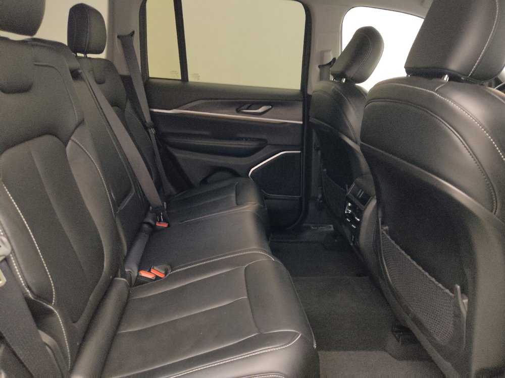 Used 2022 Jeep Grand Cherokee Limited RWD image 19