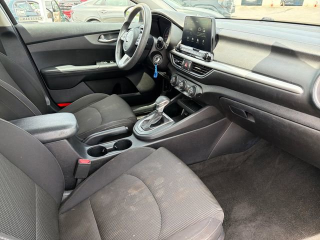 Used 2020 Kia Forte LXS FWD image 21