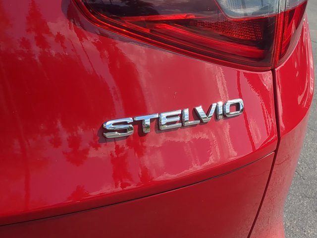Used 2023 Alfa Romeo Stelvio Sprint RWD image 13