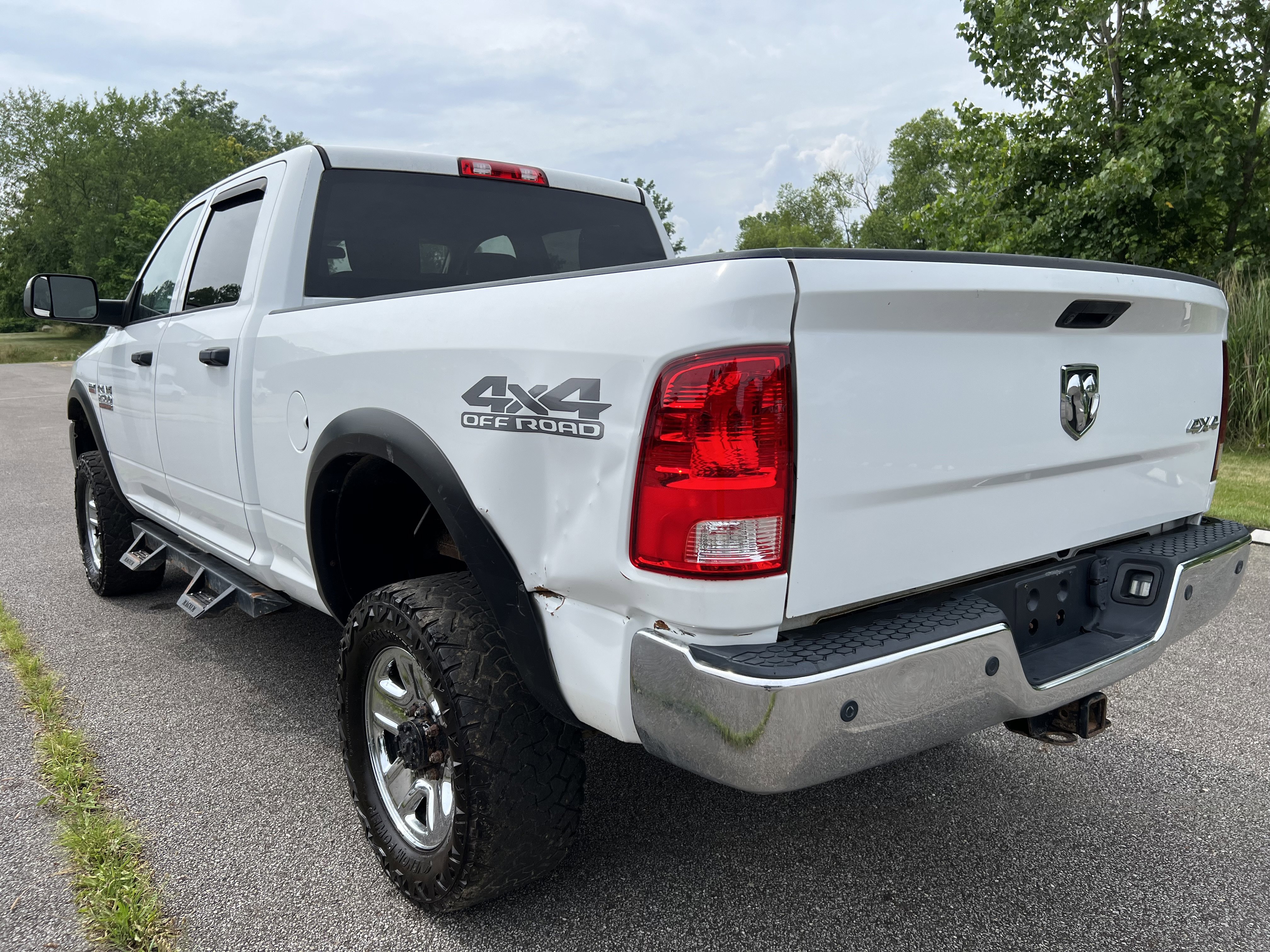 Used 2018 RAM 2500 Tradesman w/ Chrome Appearance Group AWD/4WD image 5