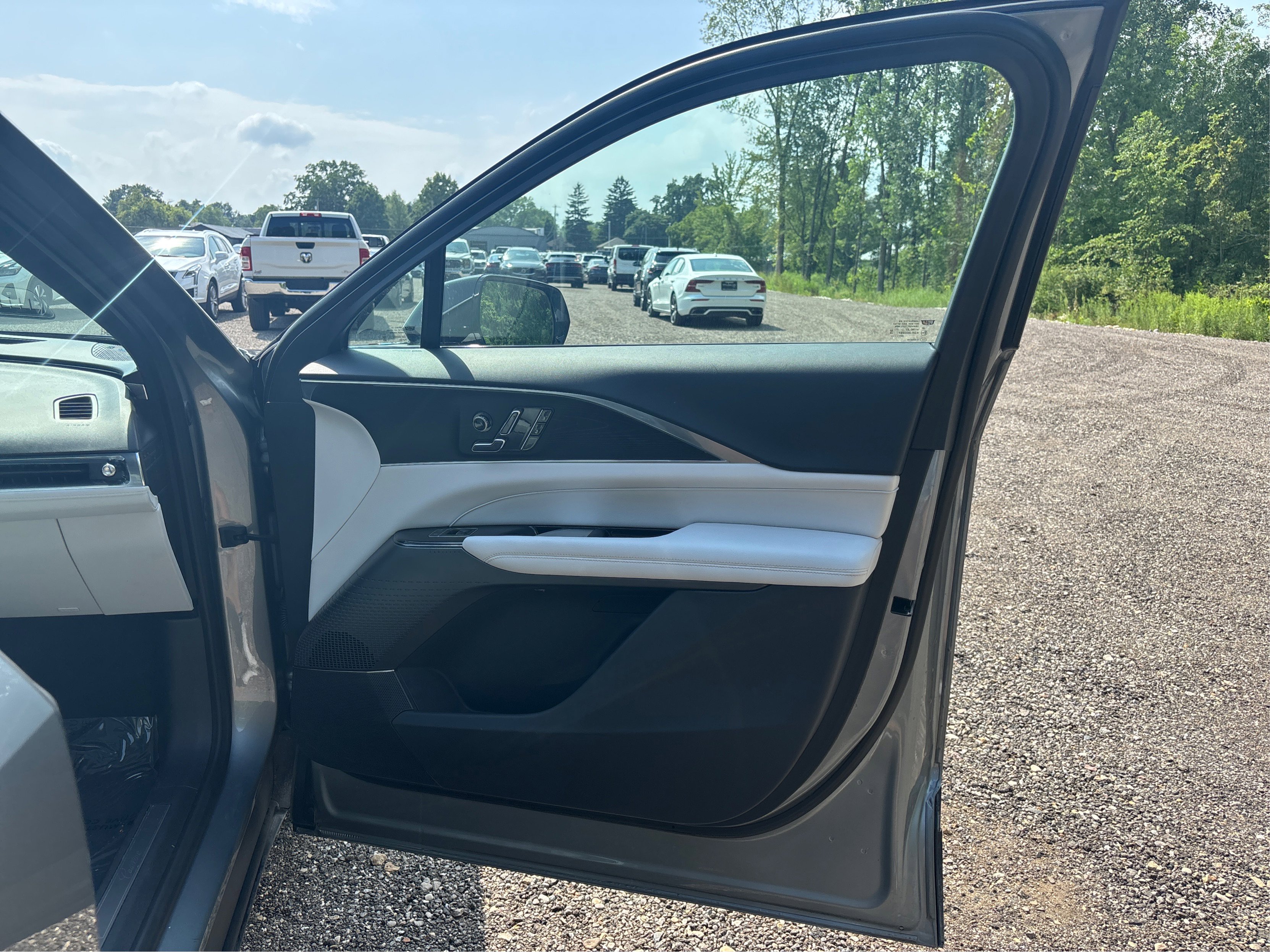 Used 2024 Cadillac Lyriq Luxury w/ LPO, Floor Liner Package image 26