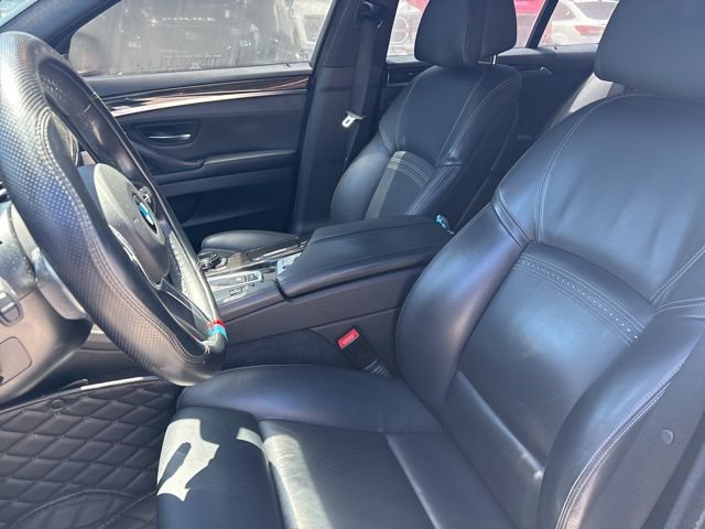 Used 2016 BMW 550i Sedan image 6