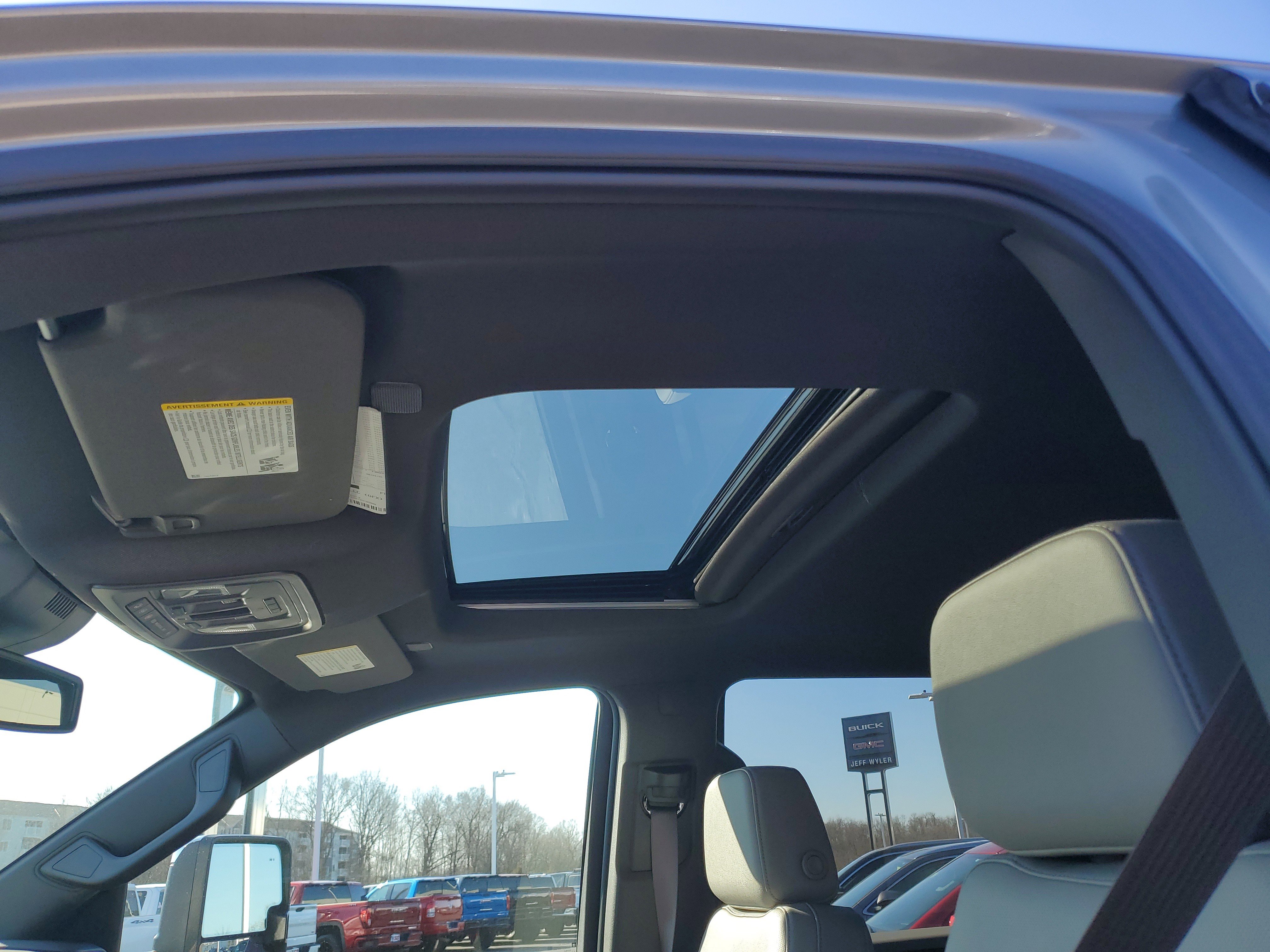 New 2025 GMC Sierra 2500 SLT w/ SLT Premium Package image 28