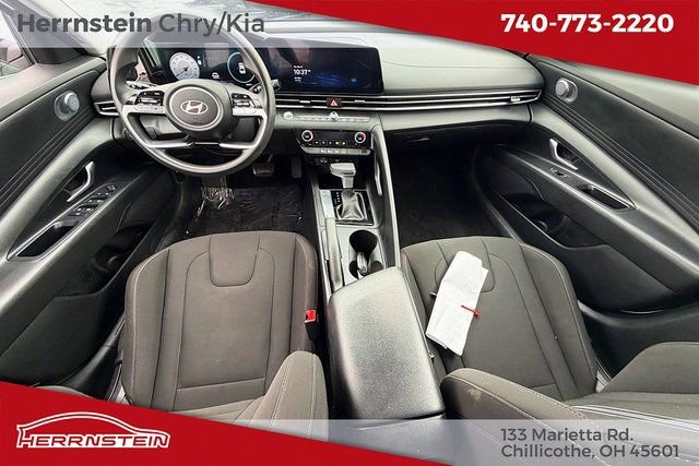 Used 2024 Hyundai Elantra SEL image 12
