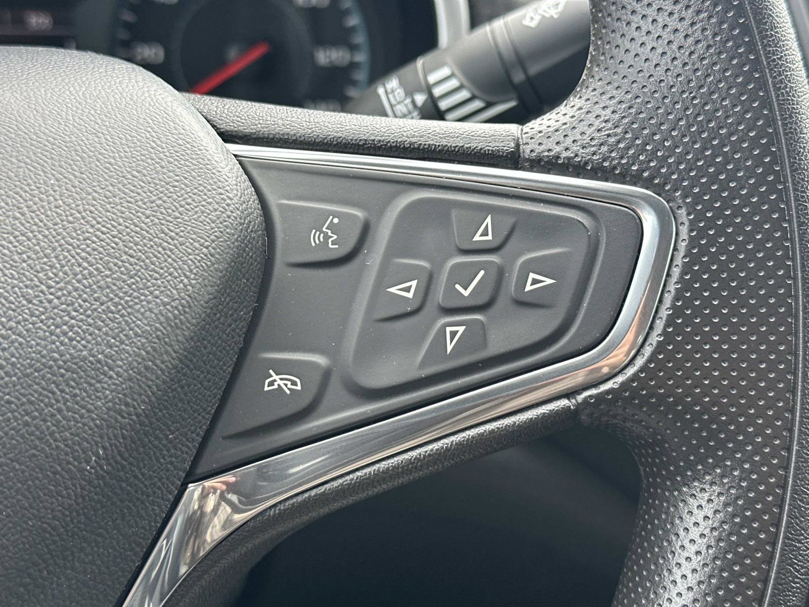 Certified 2020 Chevrolet Malibu LS FWD image 22