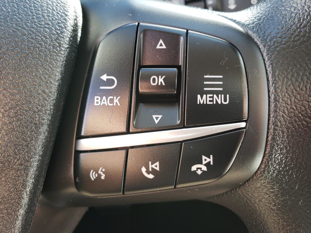 Used 2022 Ford Escape SE image 21