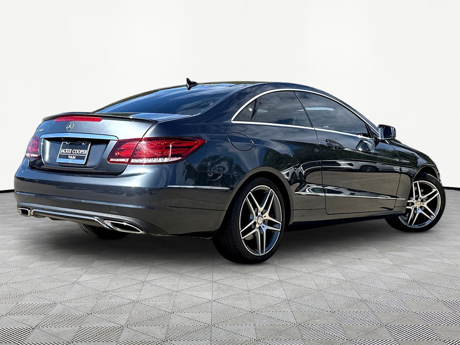 Used 2014 Mercedes-Benz E 350 Coupe image 5