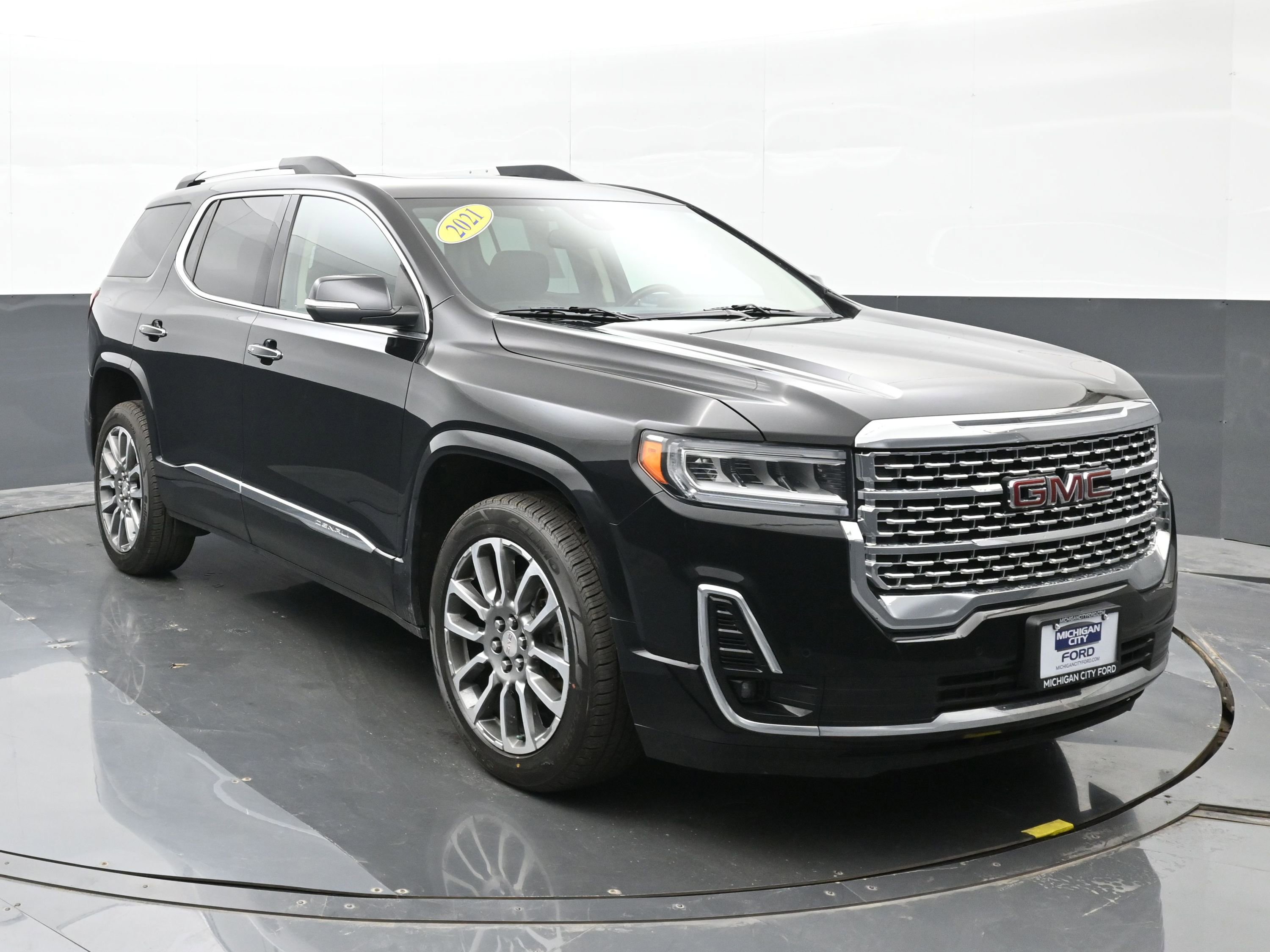 Used 2021 GMC Acadia Denali image 6