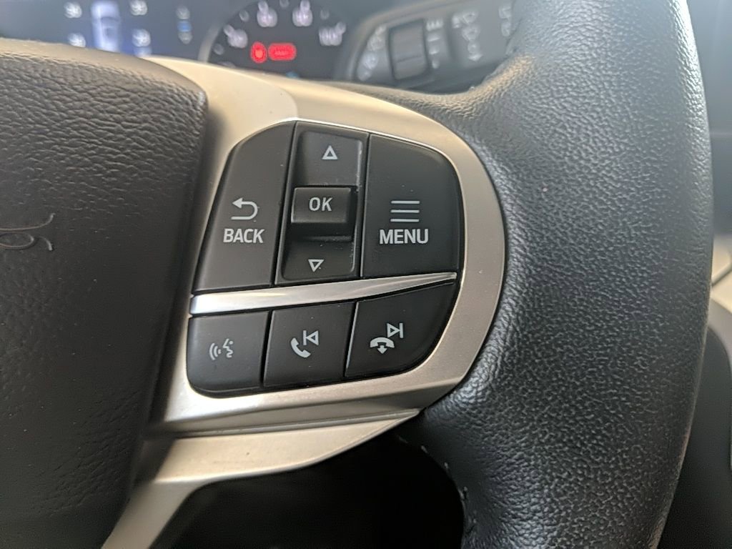 Used 2022 Ford Explorer XLT w/ Equipment Group 202A image 19
