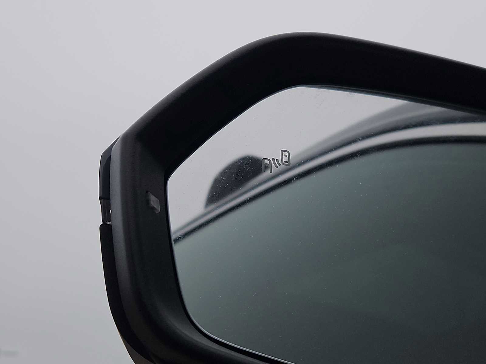 Used 2022 Volkswagen Atlas Cross Sport SEL R-Line AWD/4WD image 28