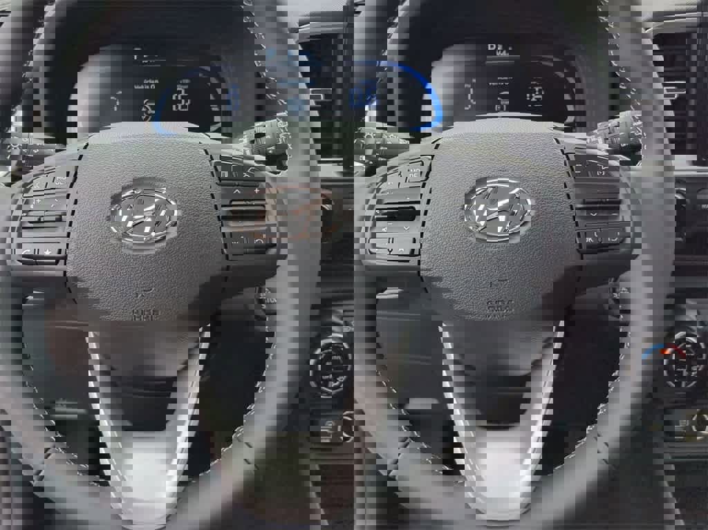 New 2026 Hyundai Venue SEL image 24