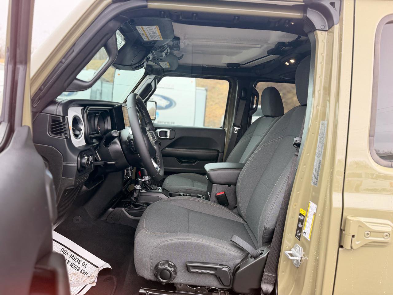 Used 2026 Jeep Wrangler Sahara AWD/4WD image 13