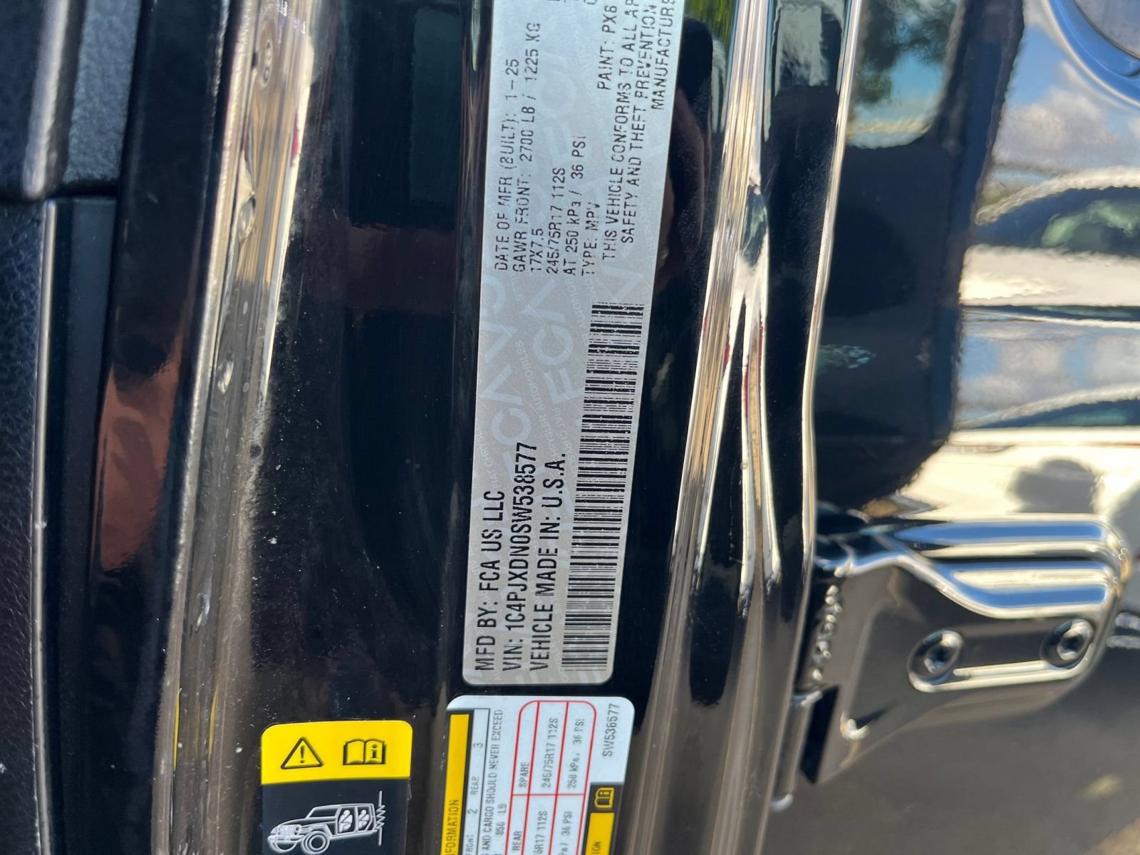 Used 2025 Jeep Wrangler Unlimited Sport AWD/4WD image 27