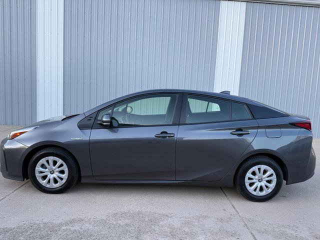 Used 2022 Toyota Prius L Eco