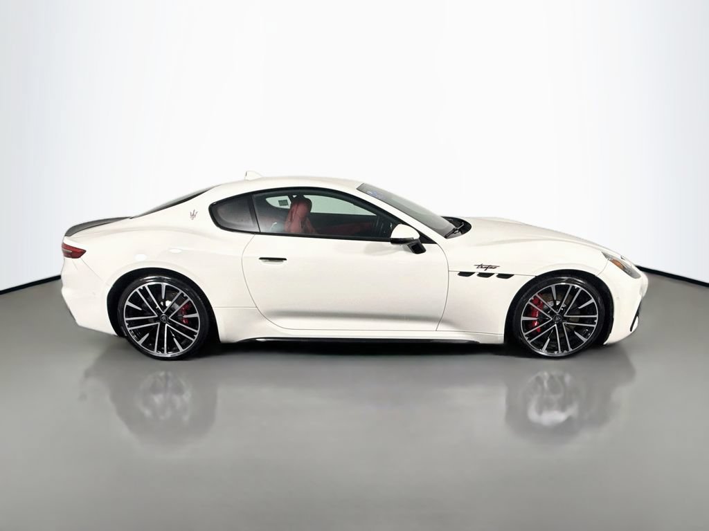 Used 2024 Maserati GranTurismo Trofeo AWD/4WD image 4