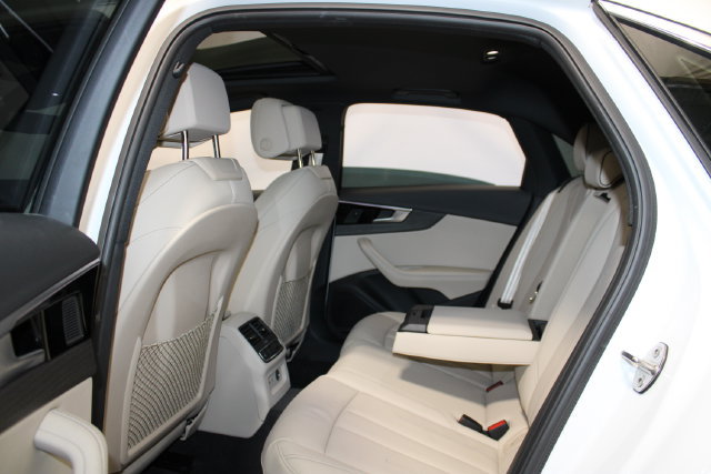 Used 2023 Audi A4 2.0T Prestige AWD/4WD image 10