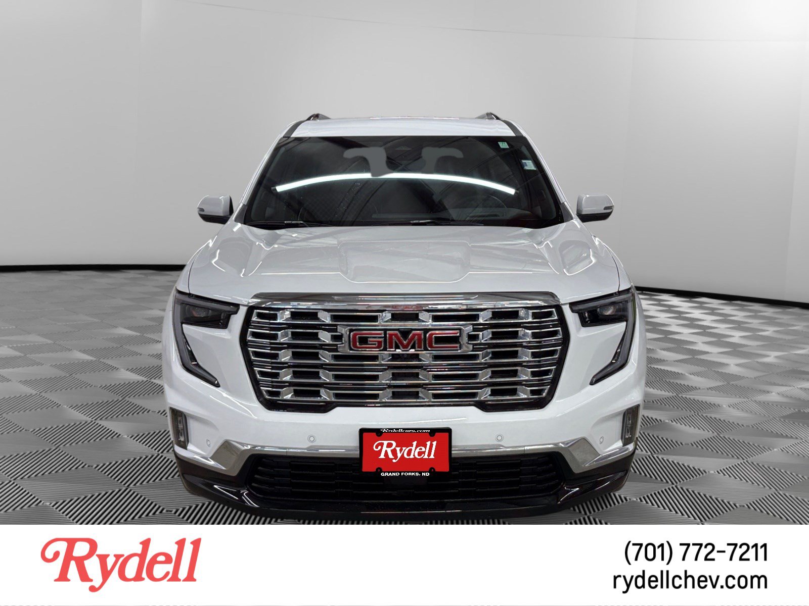 Certified 2026 GMC Acadia Denali w/ Super Cruise Package AWD/4WD image 8