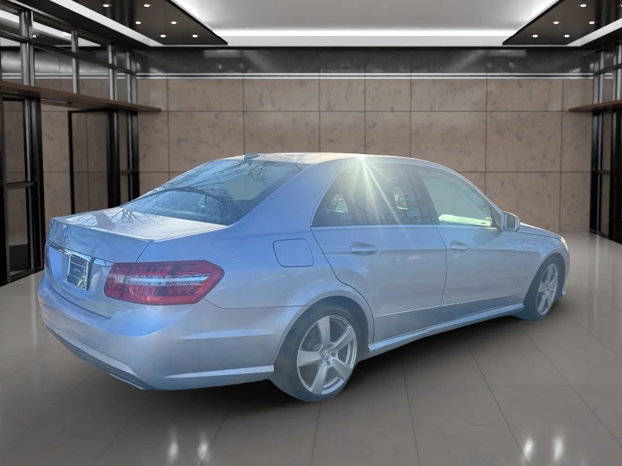 Used 2010 Mercedes-Benz E 350 Sedan image 6