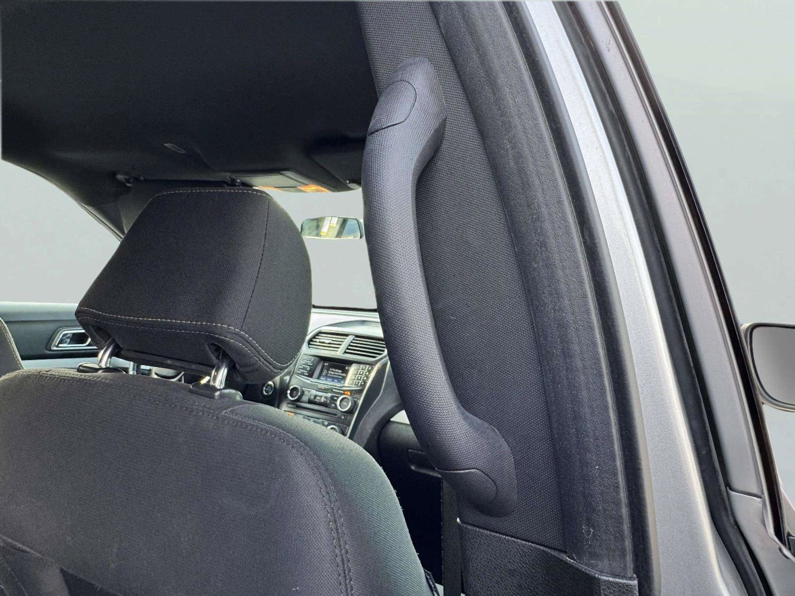 Used 2017 Ford Explorer XLT FWD image 39