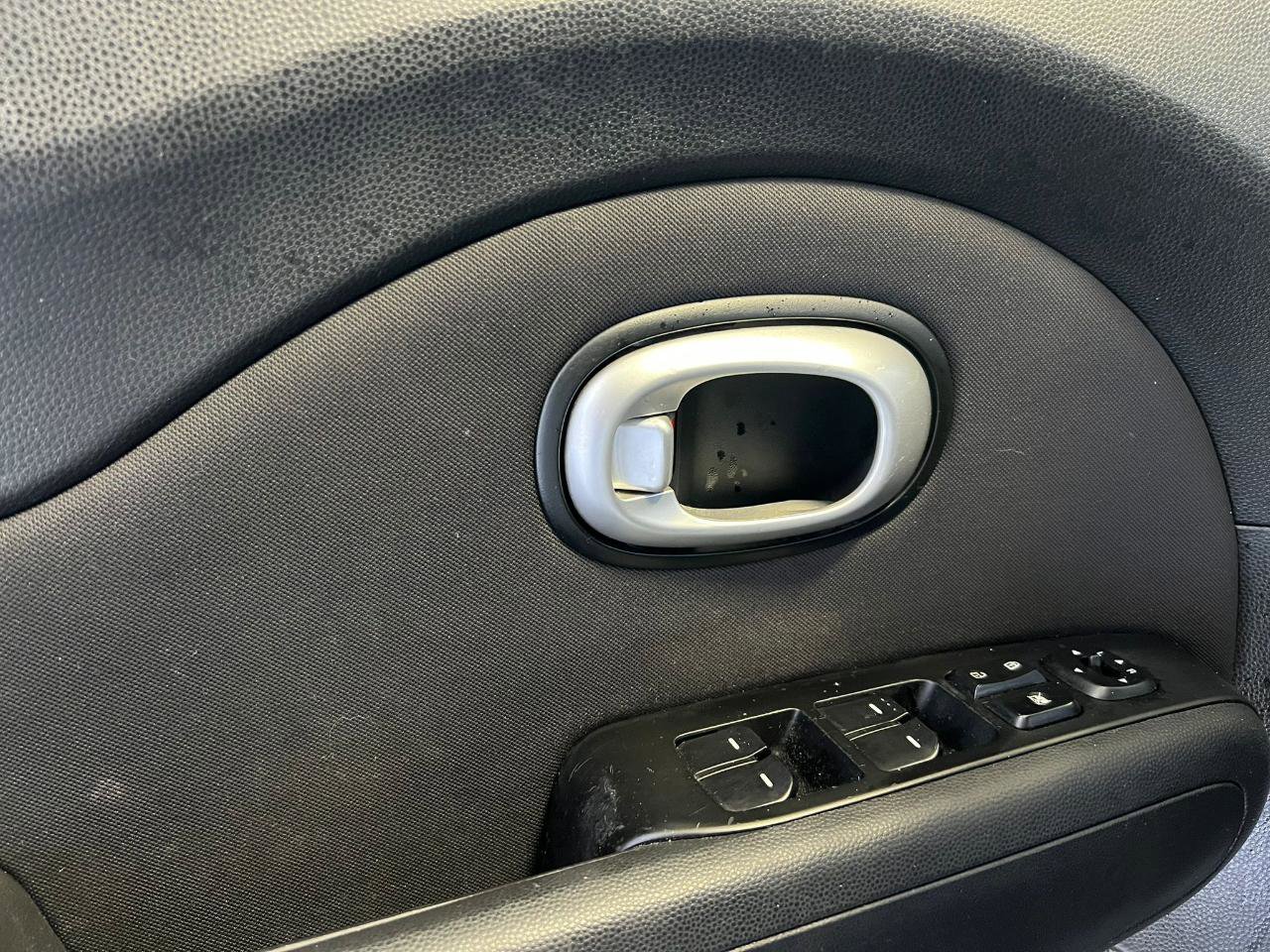 Used 2015 Kia Soul image 12