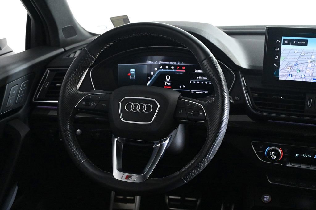 Used 2023 Audi SQ5 Prestige w/ Prestige Package image 10